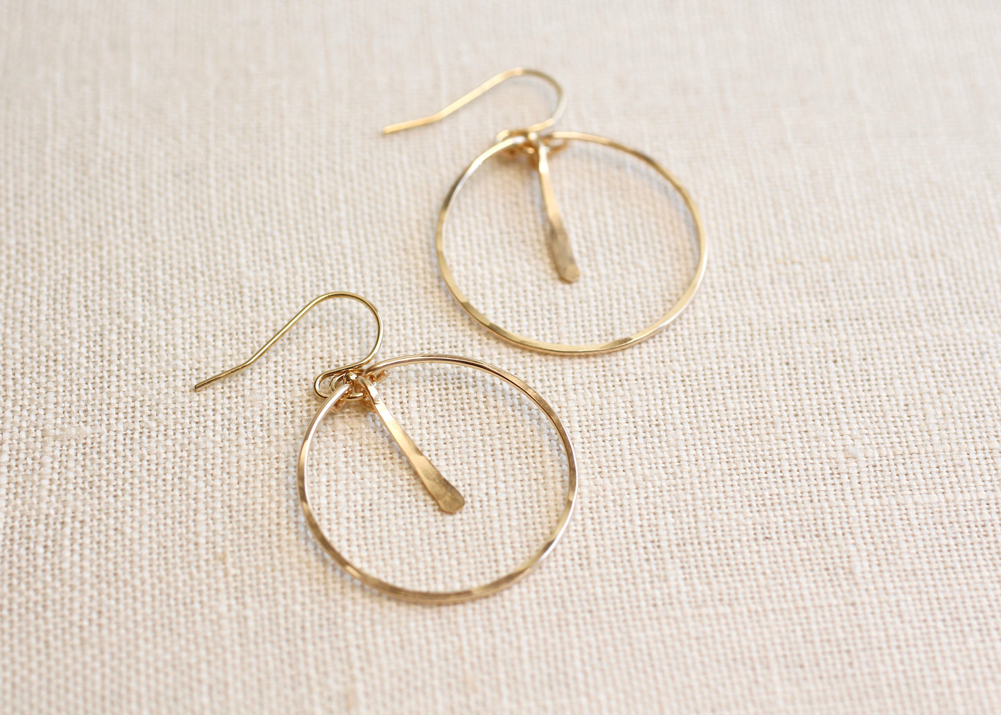 CIRCLE WITH SHORT BAR EARRINGS