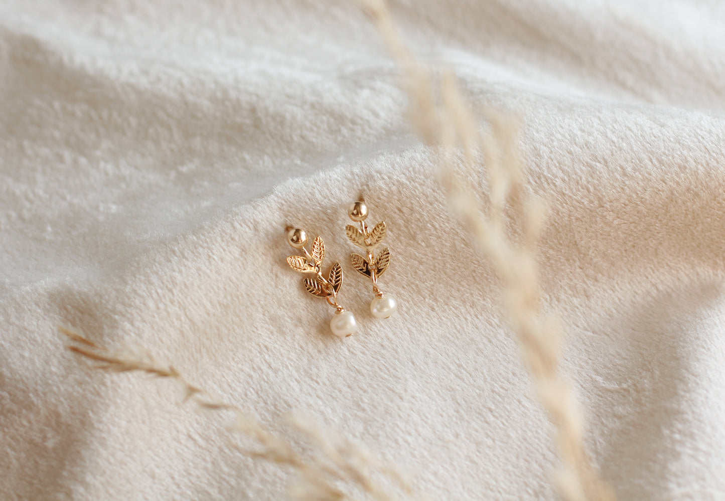 DAINTY LEAF & PEARL DANGLES