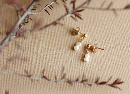 PEARL DROP STUDS