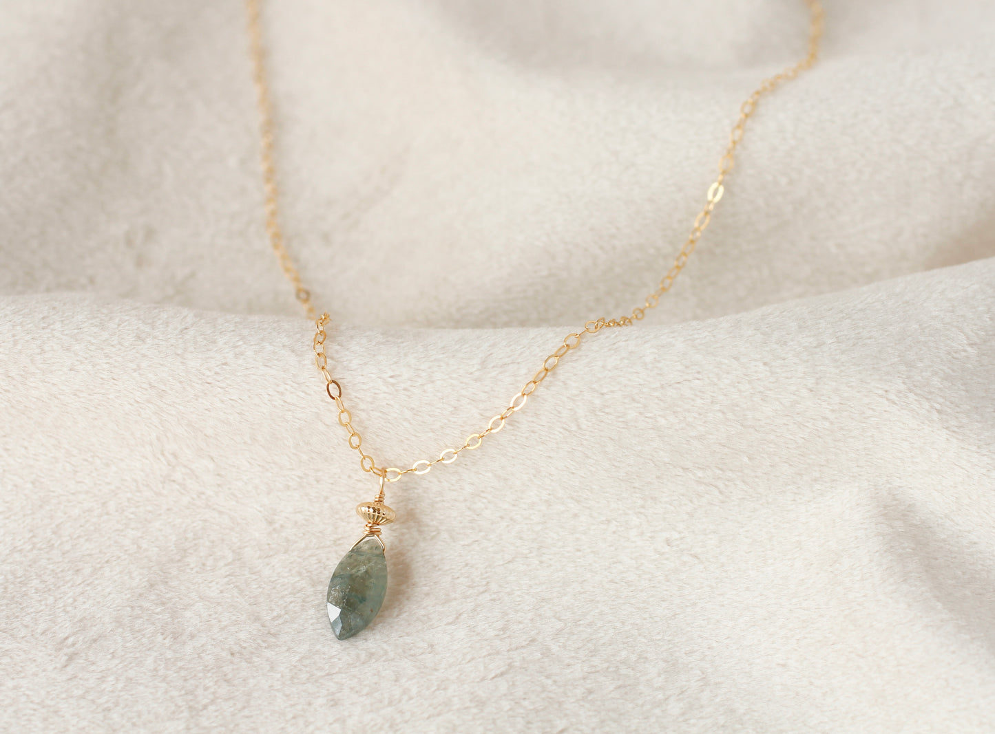 MOSS AQUAMARINE NECKLACE