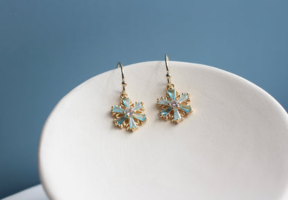 BLUE GLASS SNOWFLAKE EARRINGS 