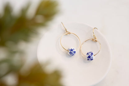 BLUE FLOWER BEAD EARRINGS