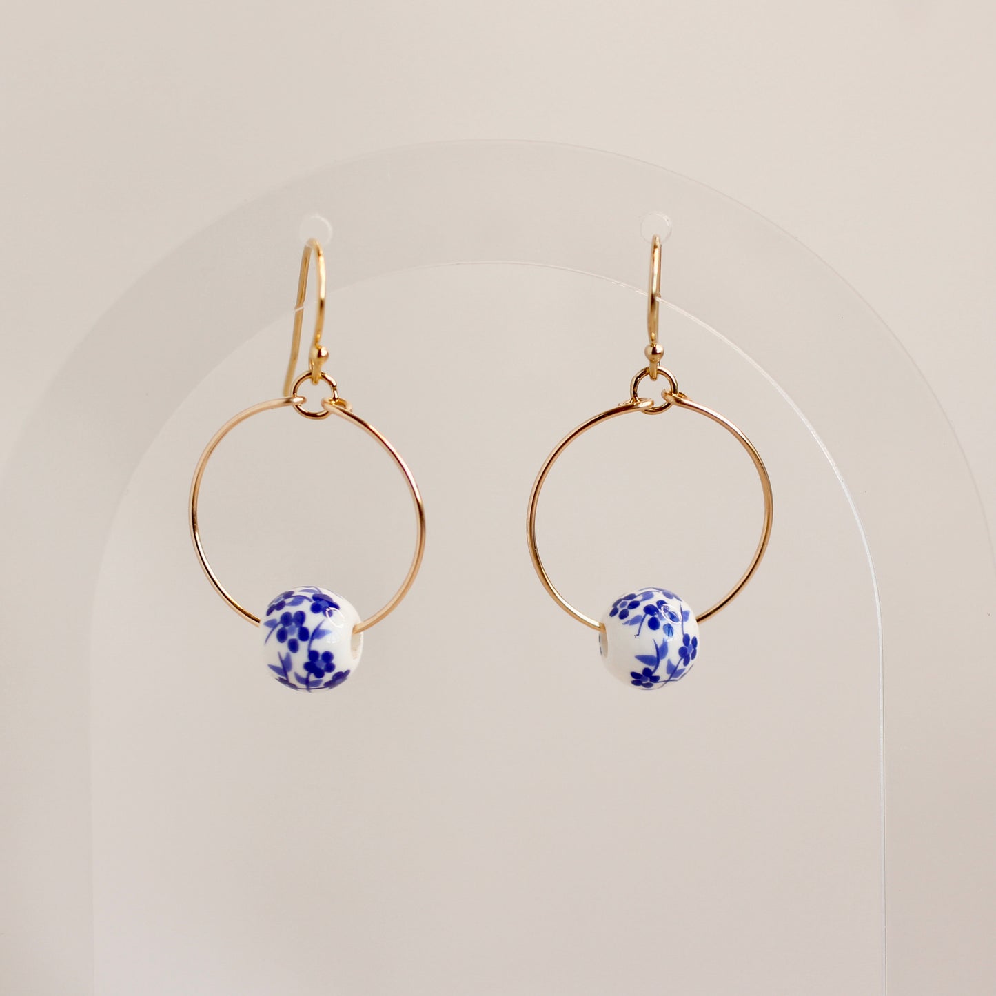 BLUE FLOWER BEAD EARRINGS