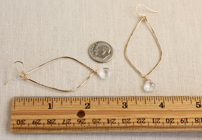 LONG QUARTZ EARRINGS