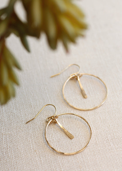 CIRCLE WITH SHORT BAR EARRINGS