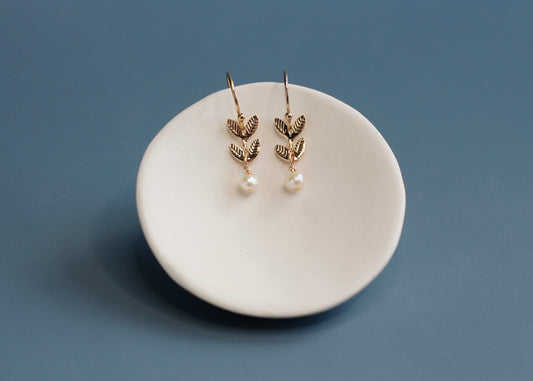 SMALL LEAF & PEARL DANGLES